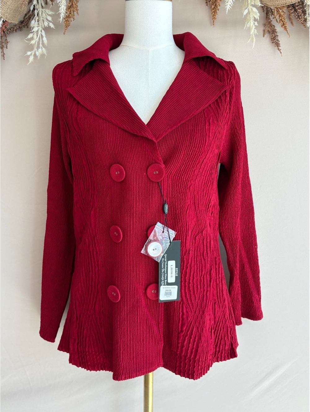 Women's Red Crinkle Effect Double-Breasted Jacket with Collar, Size Small